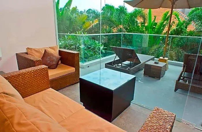 Villa Travis *