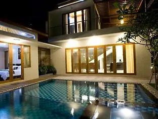 Villa Travis