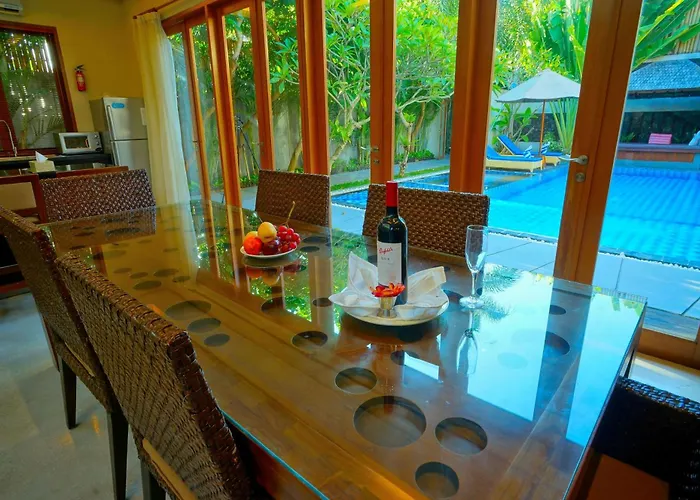 Travis Seminyak (Bali)