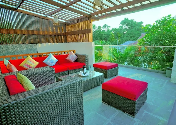 Travis Villa *